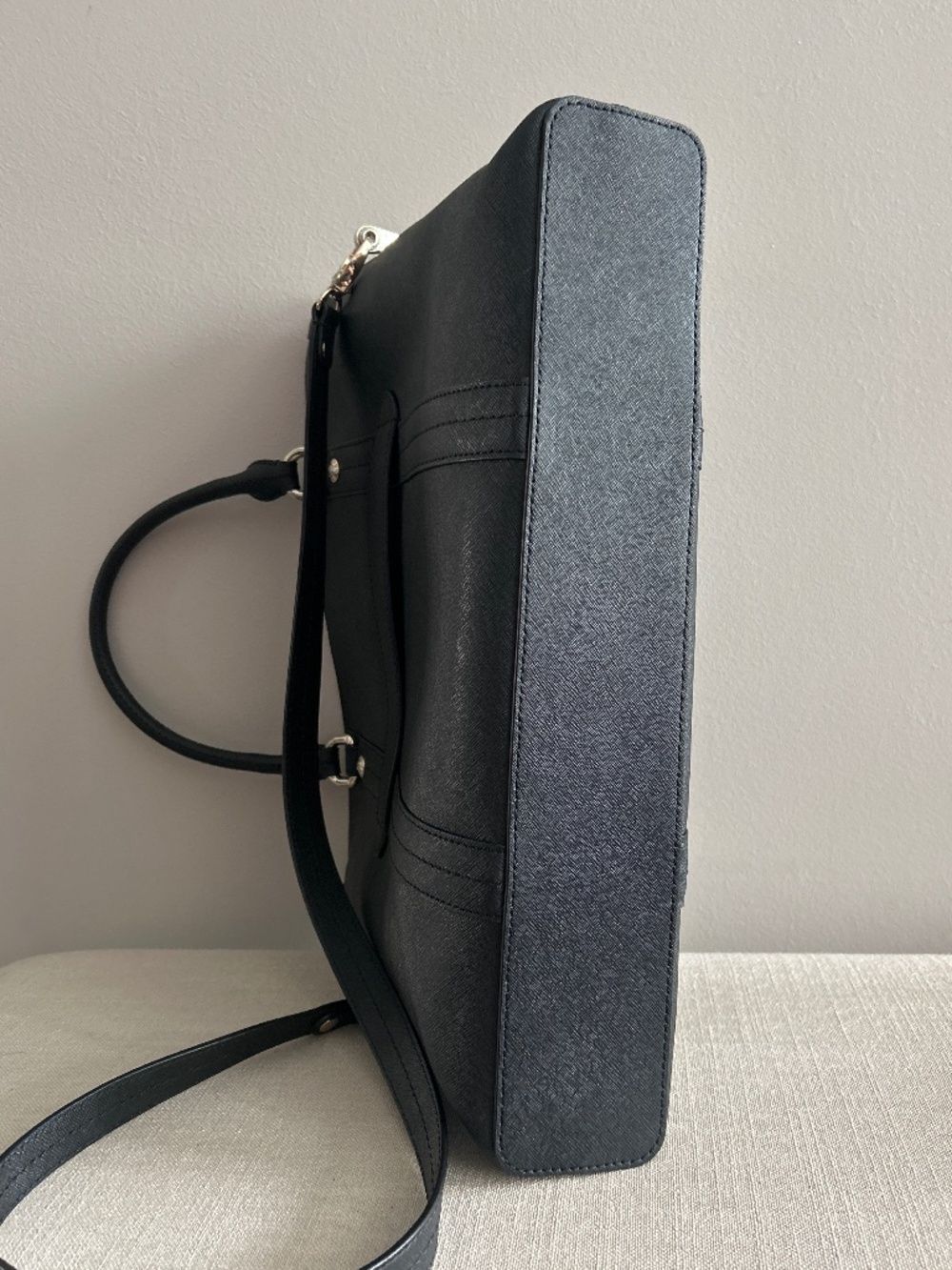 Henri Bendel Black Leather Laptop Bag / Business Tote - Picture 3 of 6